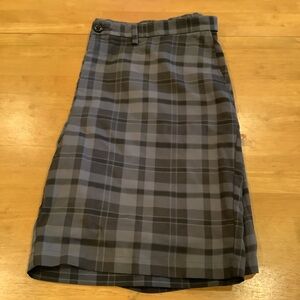 Haggar Men’s Haggar Shorts Size 42 Black and Gray Plaid Flat Front Golf Preppy